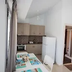 Chiliadou Ib,iib, παραλία φωκίδας, ναύπακτος