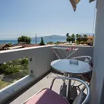 Chiliadou Ib,iib, παραλία φωκίδας, ναύπακτος *