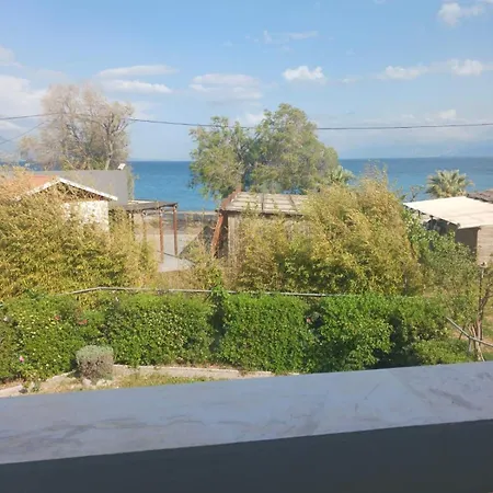 Chiliadou Ib,iib, παραλία φωκίδας, ναύπακτος *